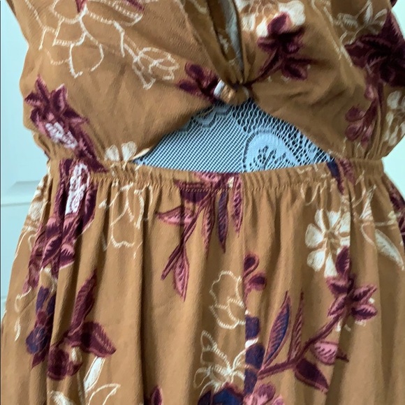 Tan Floral Romper - Picture 3 of 5